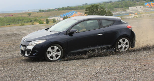 Test: Renault Megane Coupe 1.5 dCi